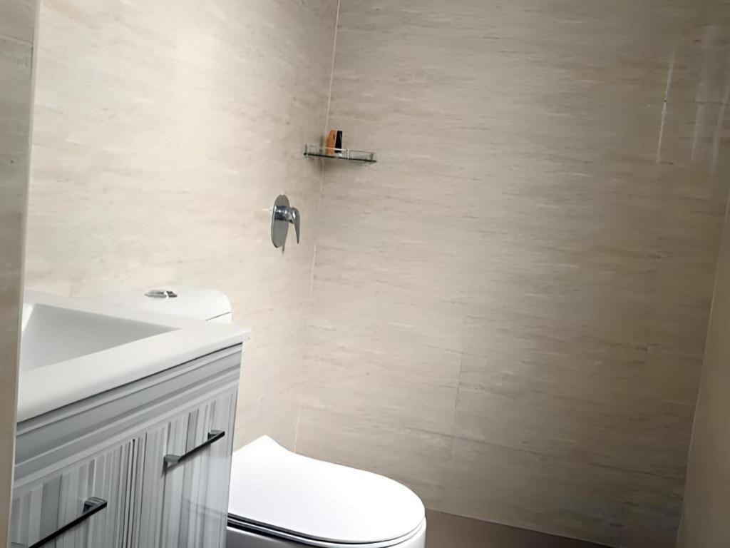 Hotel Lolex Kuchai Lama Kuala Lumpur Luaran gambar