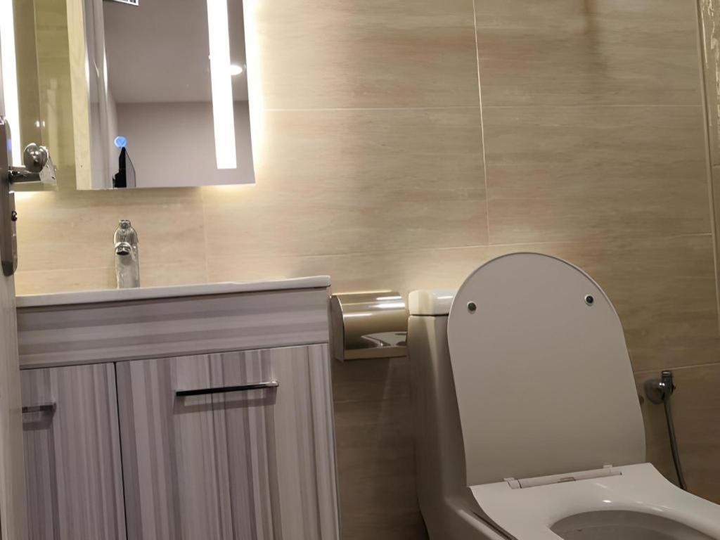 Hotel Lolex Kuchai Lama Kuala Lumpur Luaran gambar